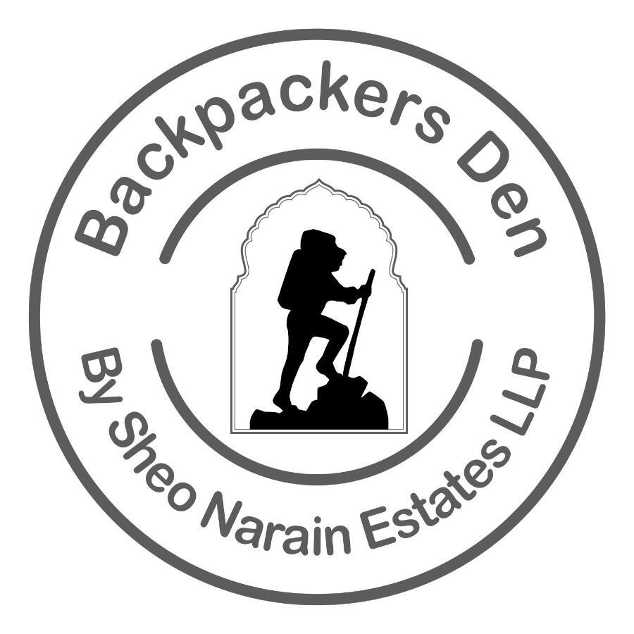 Backpackers Den Vandrarhem Lucknow Exteriör bild